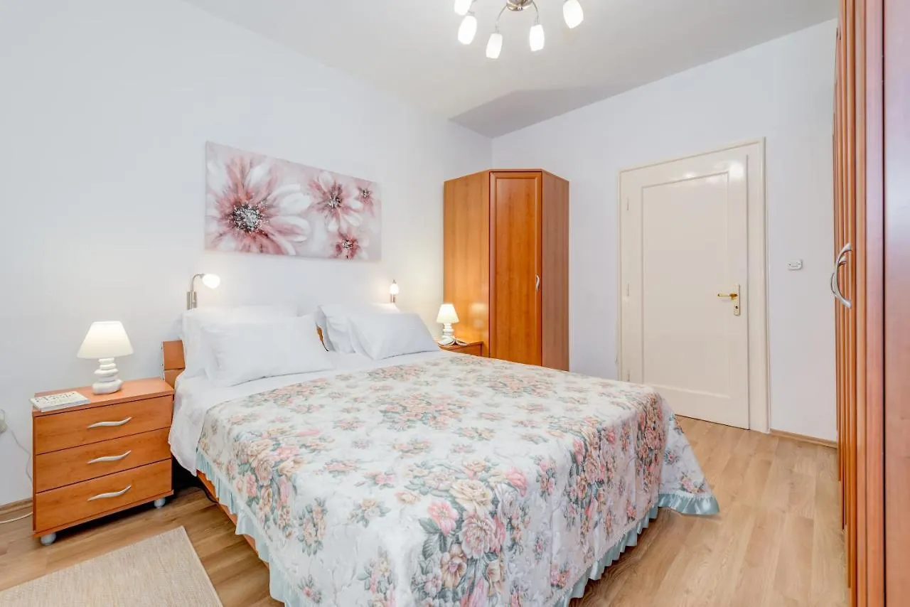 Split Apartment Worek 0*,  Croatia
